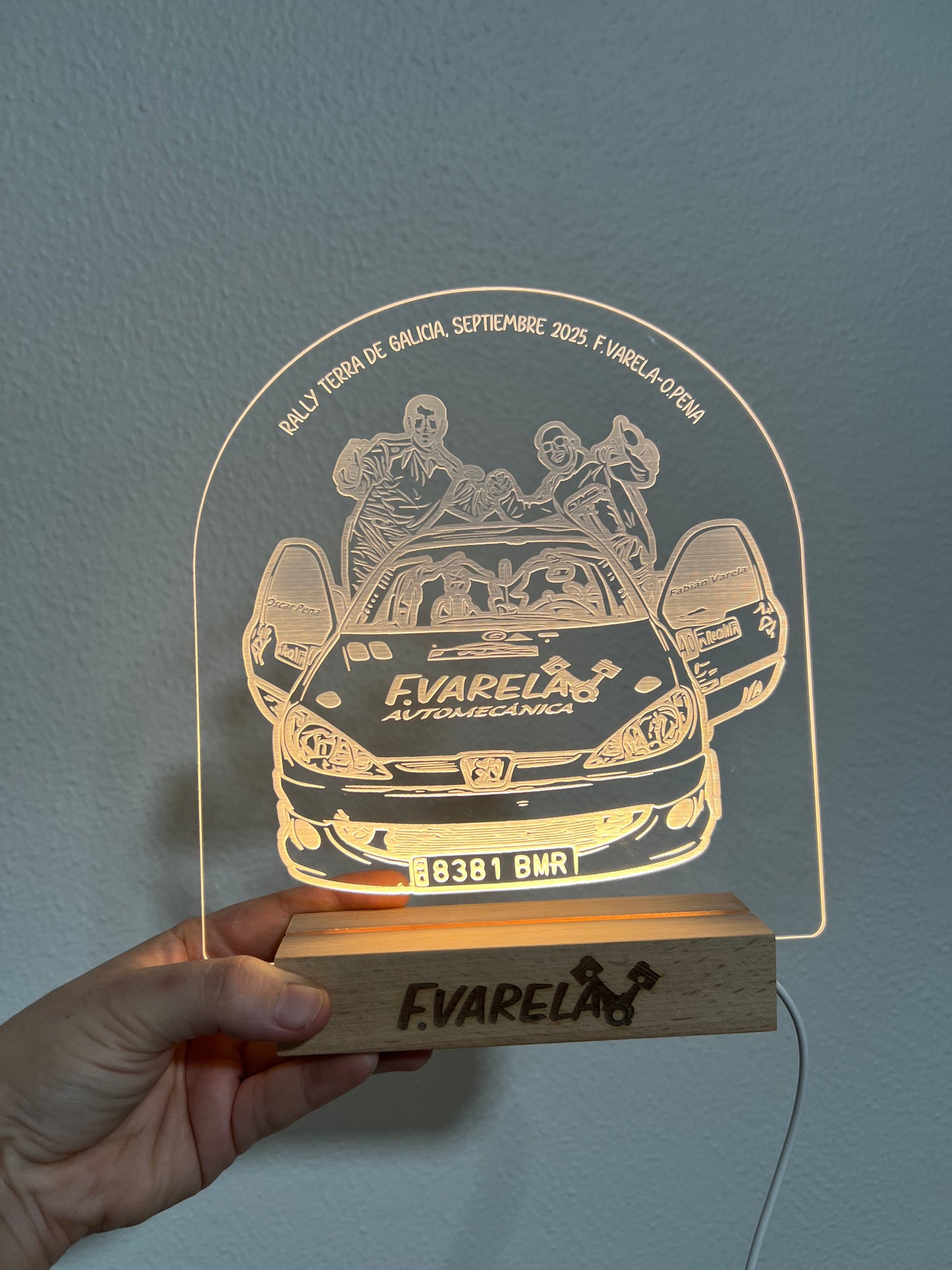 Pack caja con lámpara