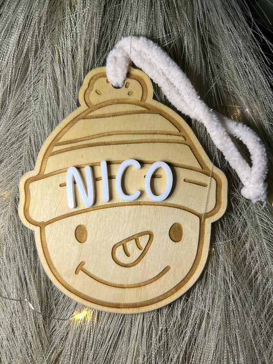 Adorno de madera muñeco nieve