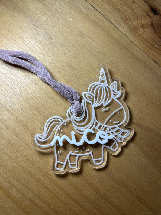 Adorno unicornio metacrilato